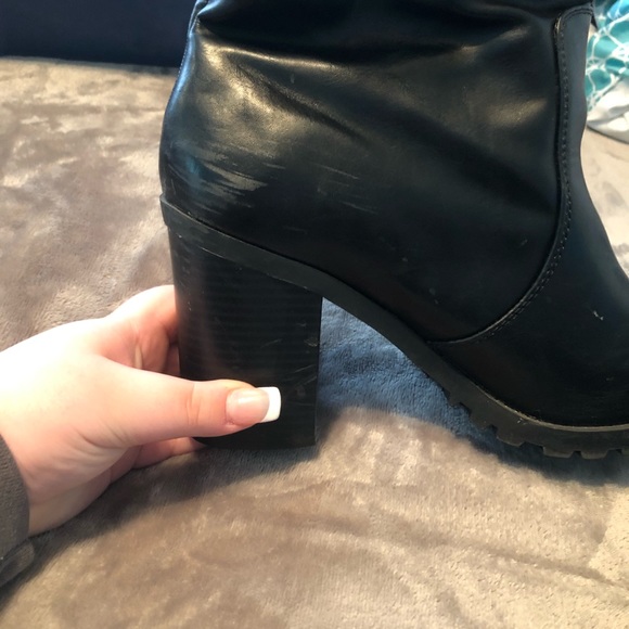 Black boots heals size 11W - Lane Bryant - Picture 3 of 3